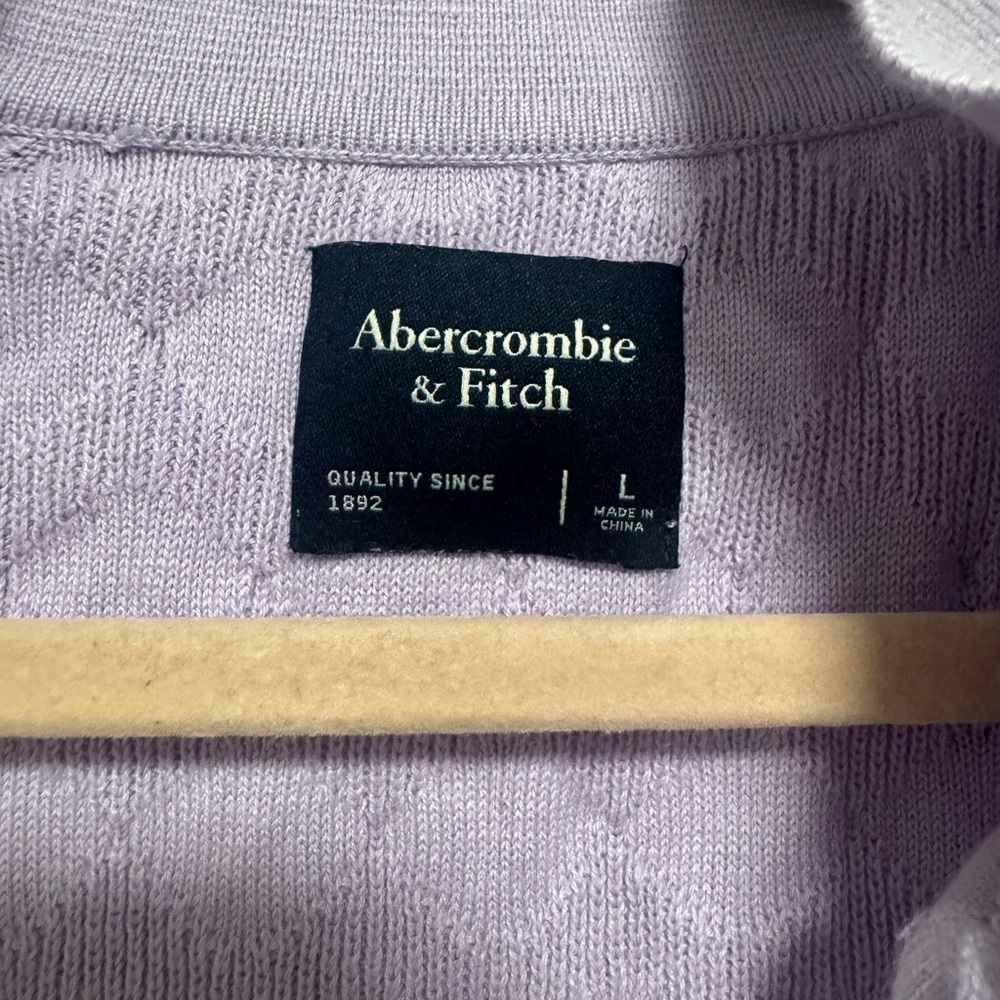 Men’s A&F Geometric Stitch Button-Through Sweater Polo Light Purple - Picture 7 of 7